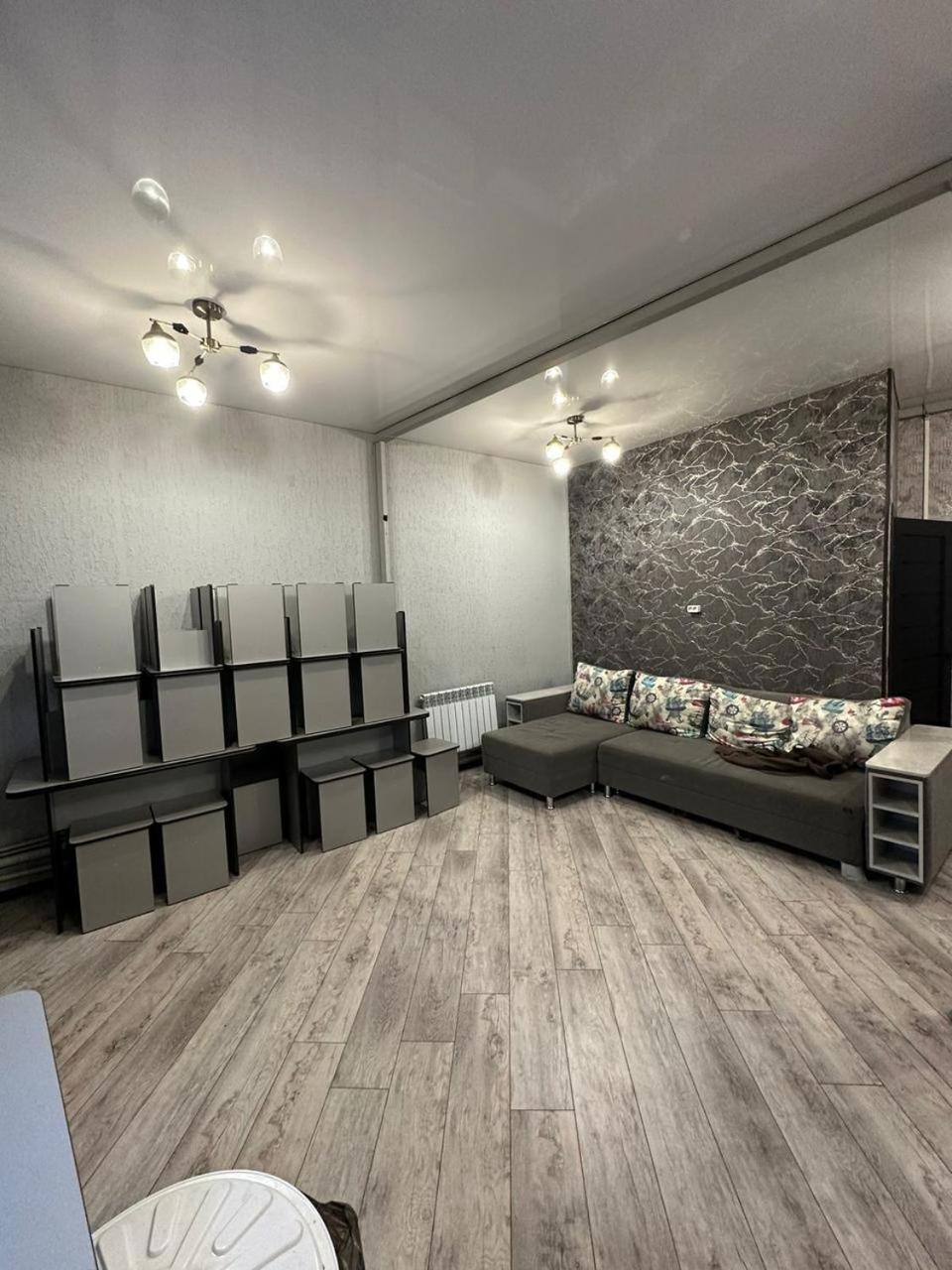אלמטי Kuze Hostel מראה חיצוני תמונה
